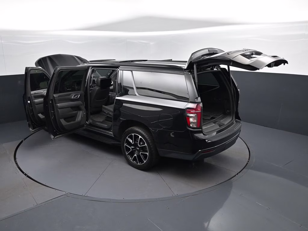 2023 Black Chevrolet Suburban RST 4X4 SUV