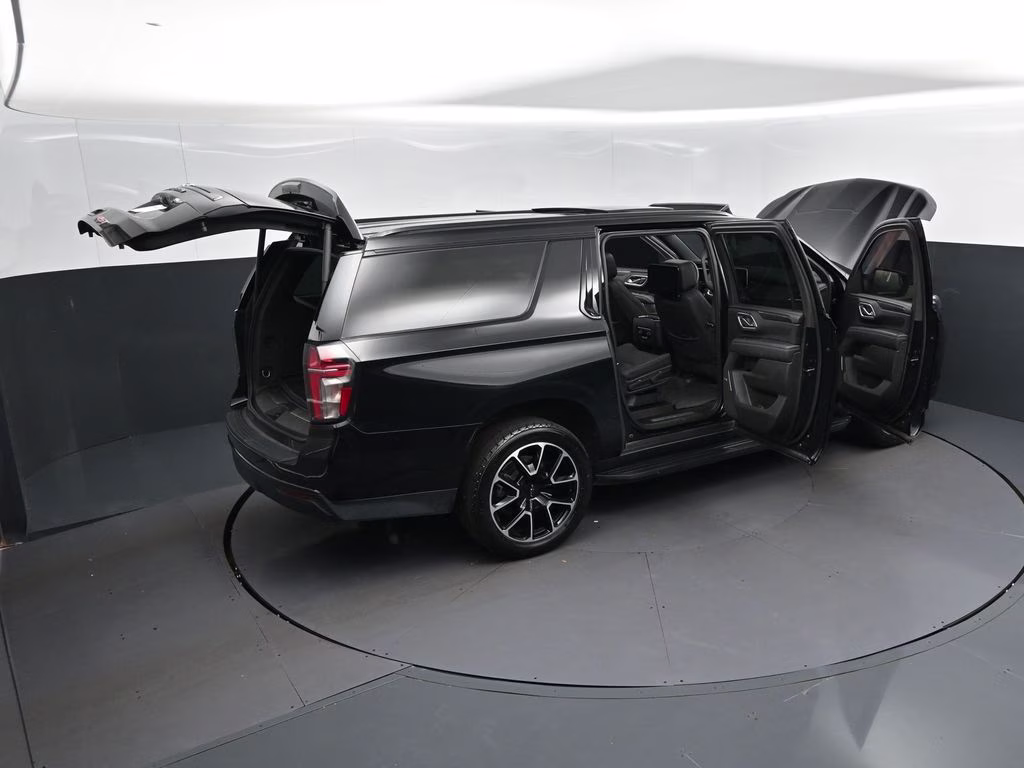 2023 Black Chevrolet Suburban RST 4X4 SUV