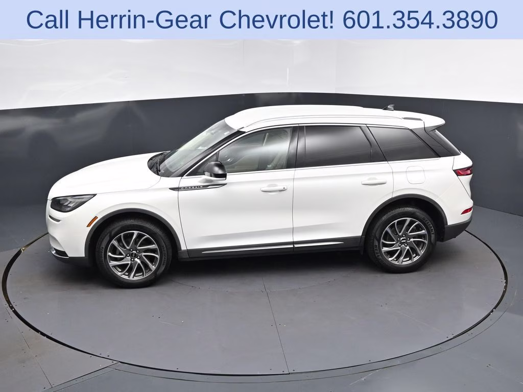 2021 White Lincoln Corsair Standard FWD SUV