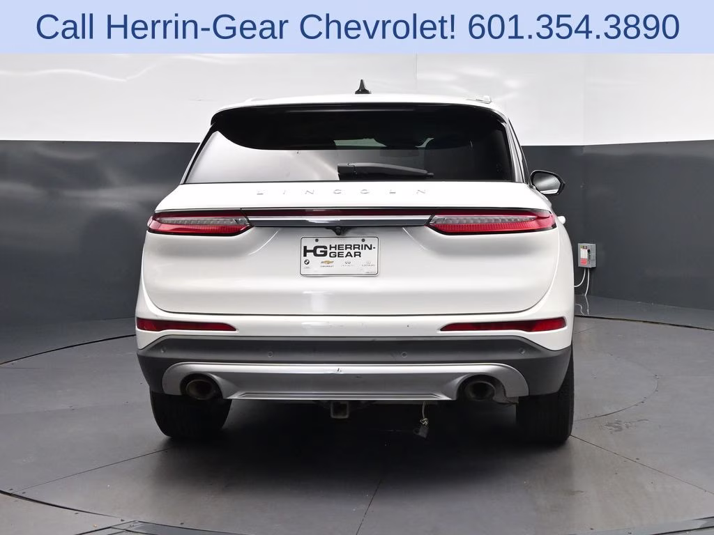 2021 White Lincoln Corsair Standard FWD SUV