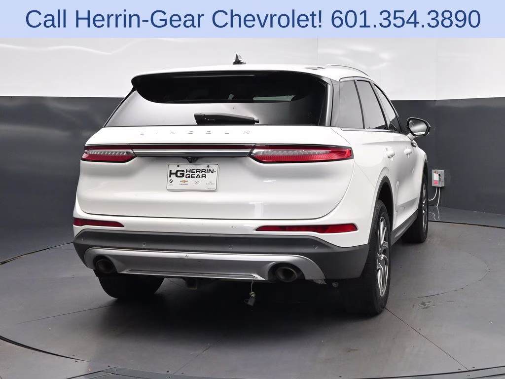 2021 White Lincoln Corsair Standard FWD SUV