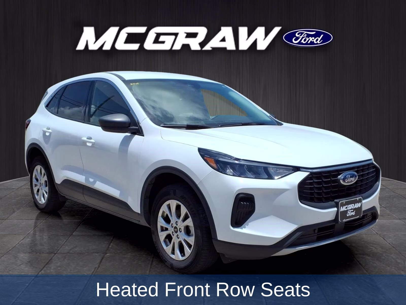 2024 Oxford White Ford Escape Active AWD SUV