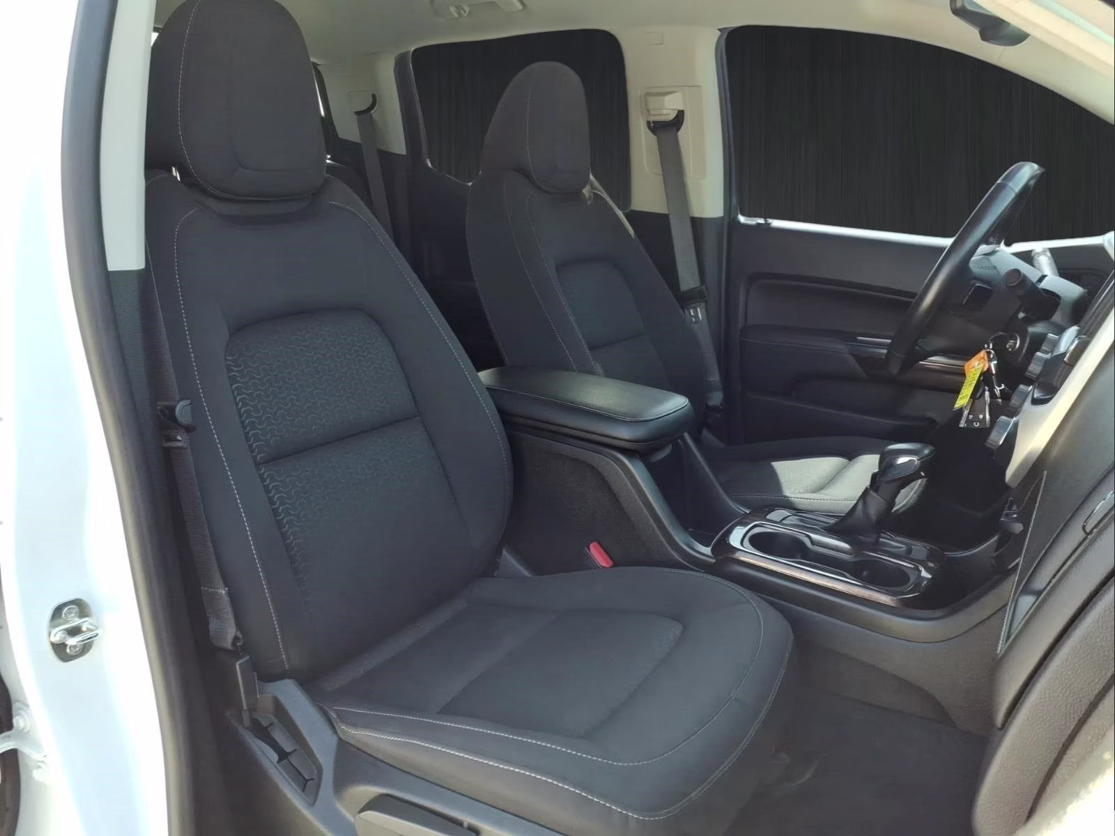 2022 Summit White GMC Canyon Elevation 4X4 Truck
