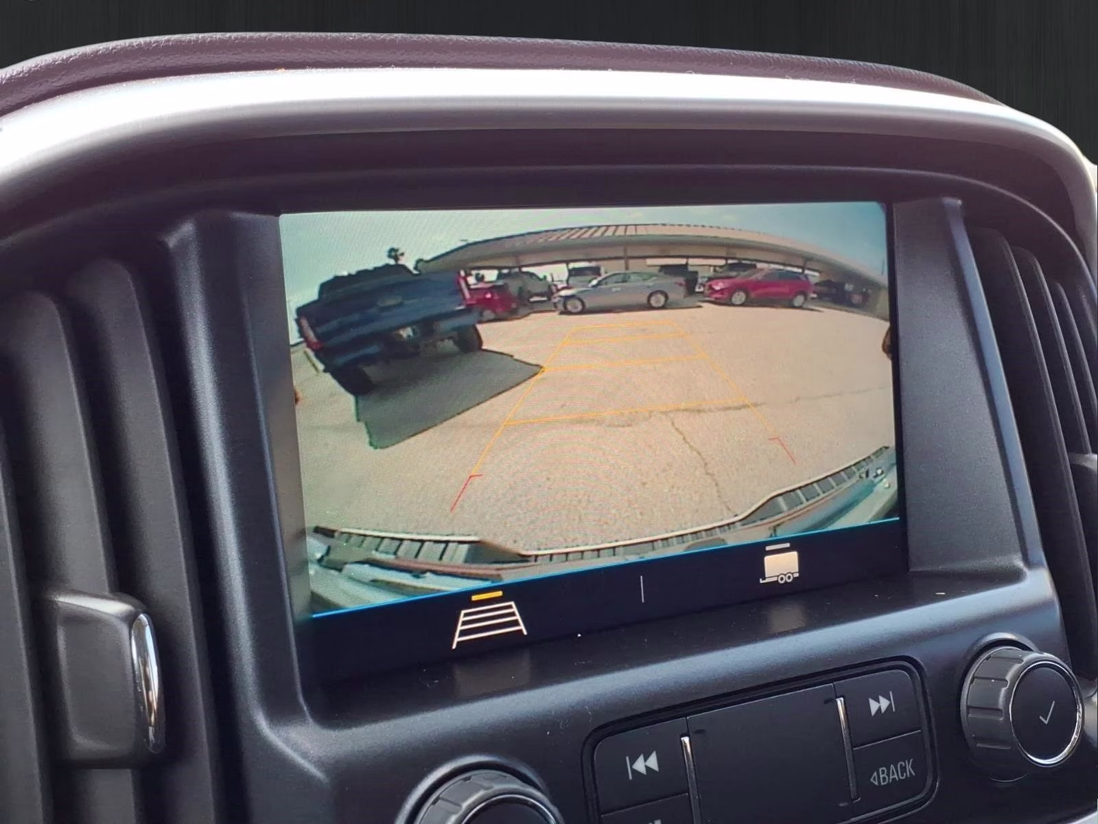 2022 Summit White GMC Canyon Elevation 4X4 Truck