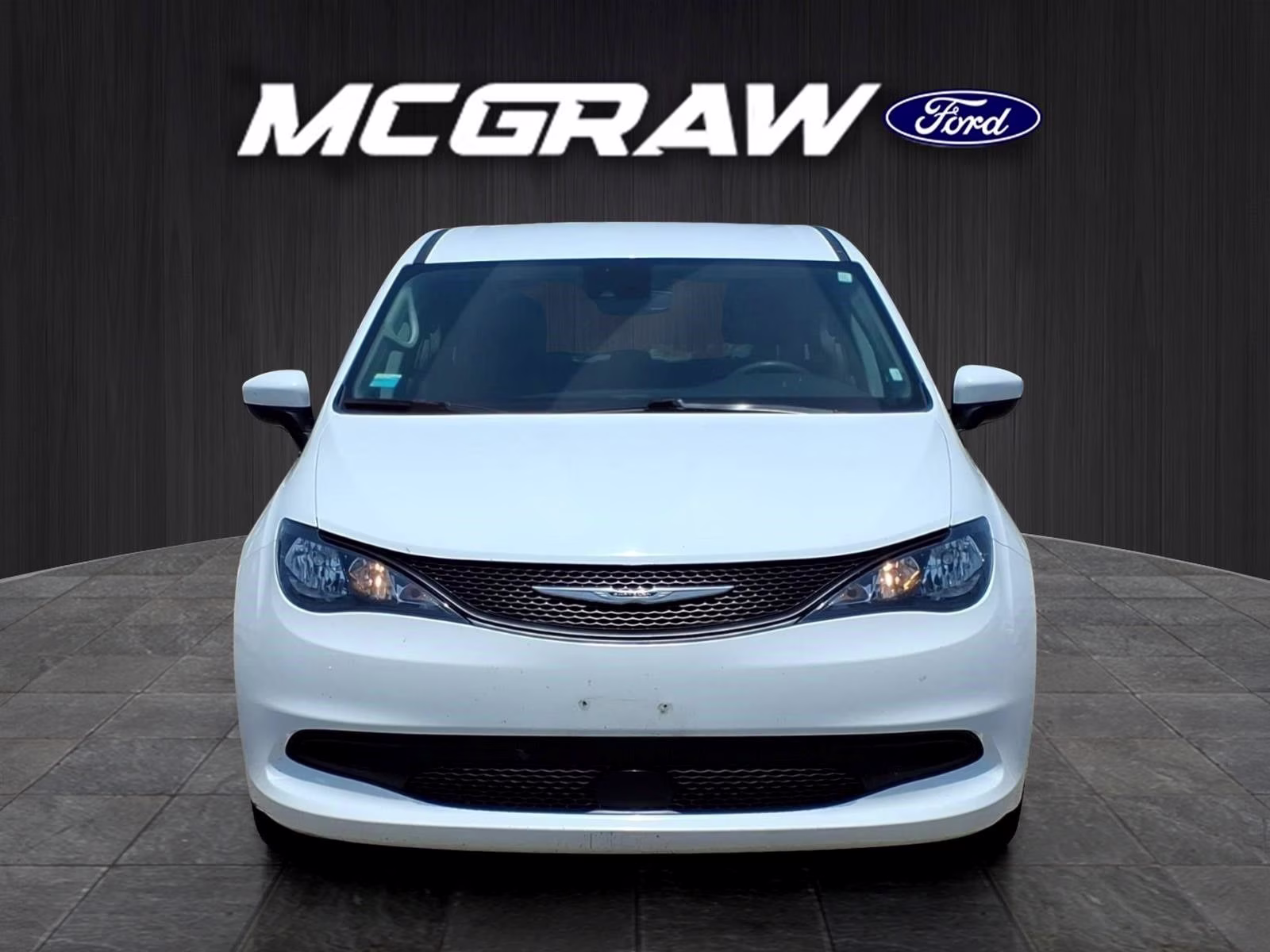 2023 Bright White Clearcoat Chrysler Voyager LX FWD Van