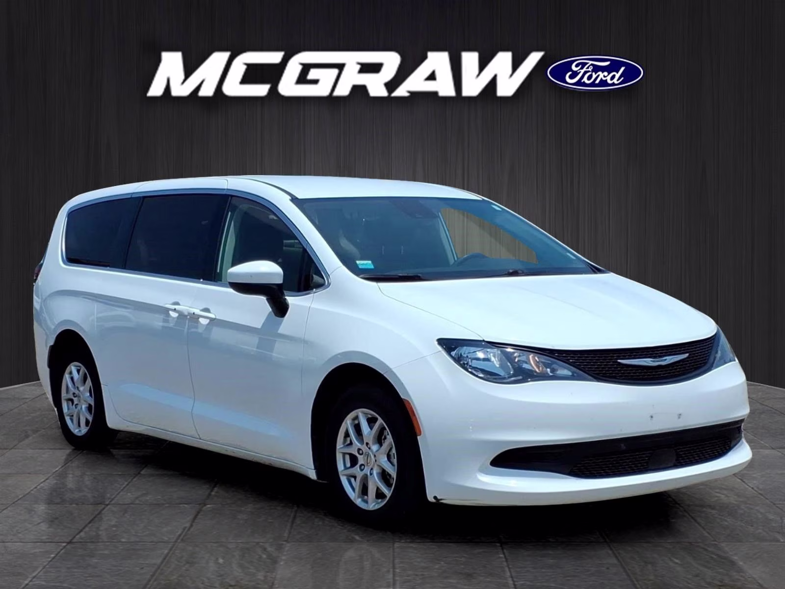 2023 Bright White Clearcoat Chrysler Voyager LX FWD Van