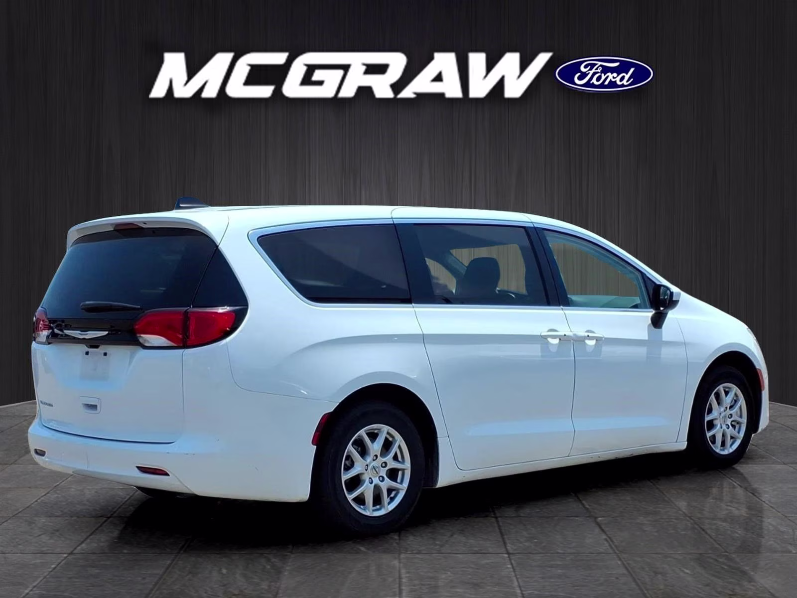 2023 Bright White Clearcoat Chrysler Voyager LX FWD Van