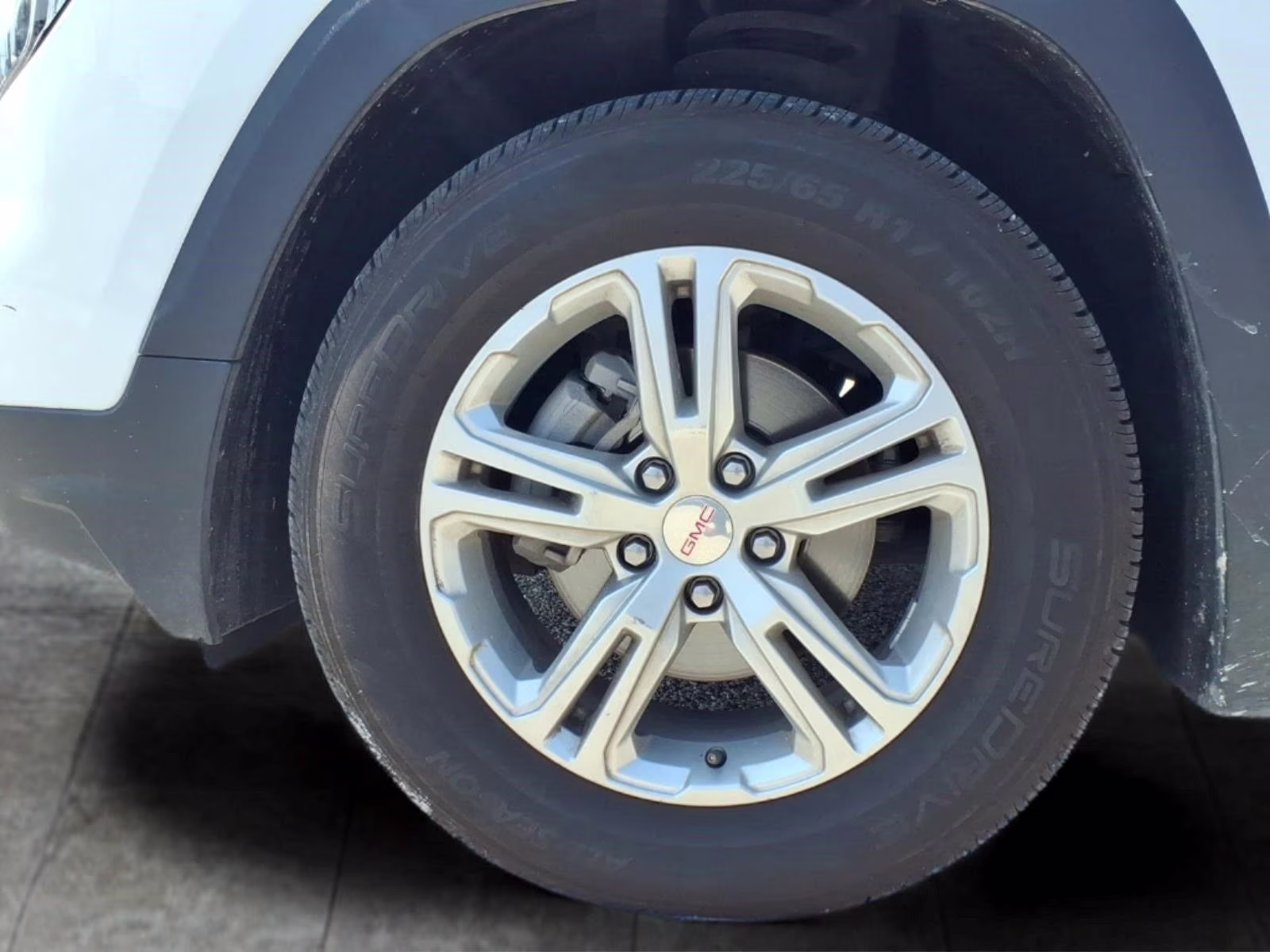 2024 Summit White GMC Terrain SLE FWD SUV