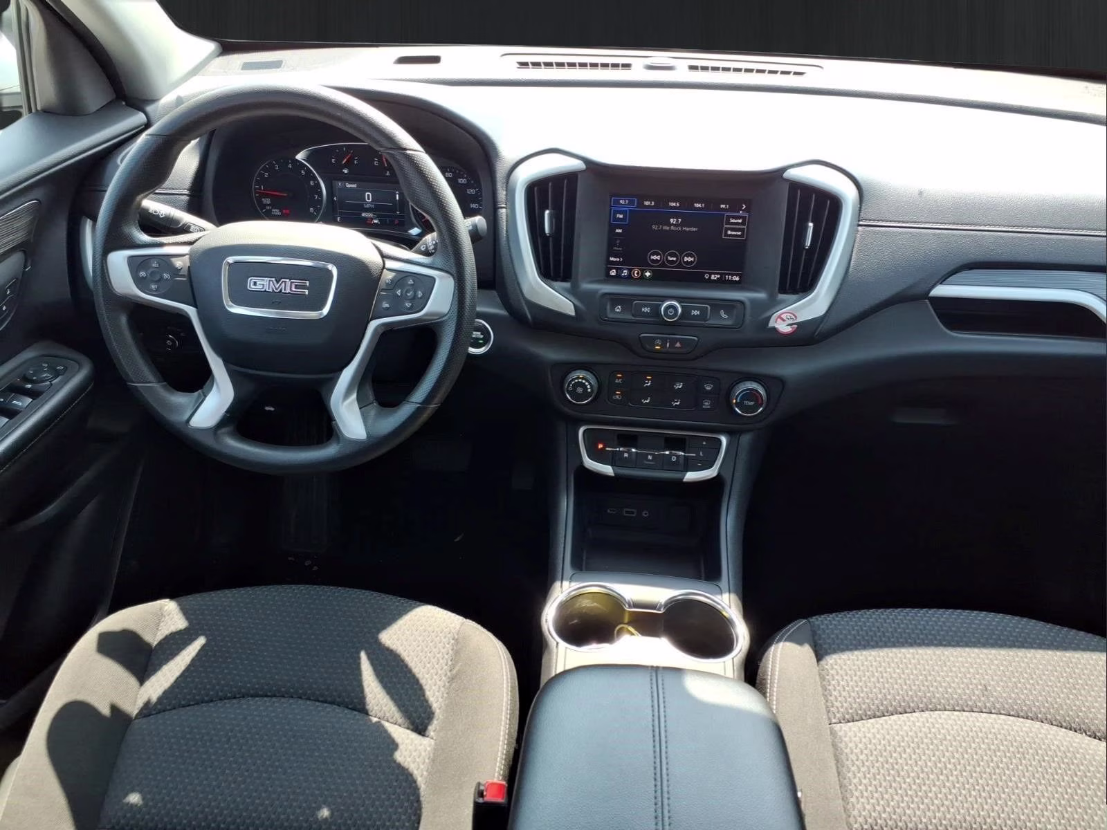 2024 Summit White GMC Terrain SLE FWD SUV