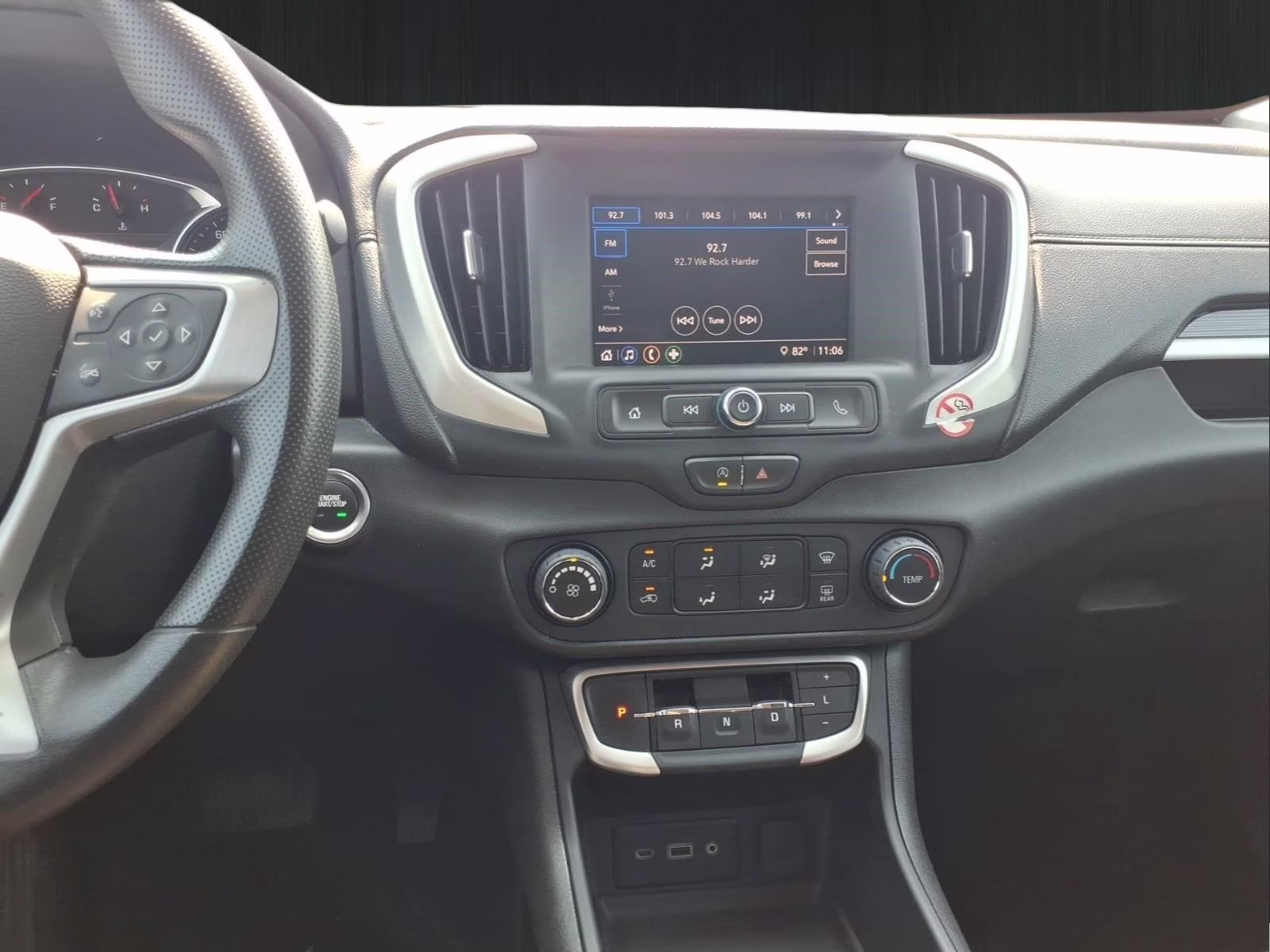 2024 Summit White GMC Terrain SLE FWD SUV