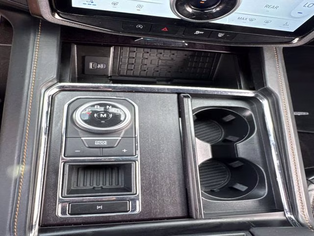 2023 Dark Matter Metallic Ford Expedition Max Platinum RWD SUV