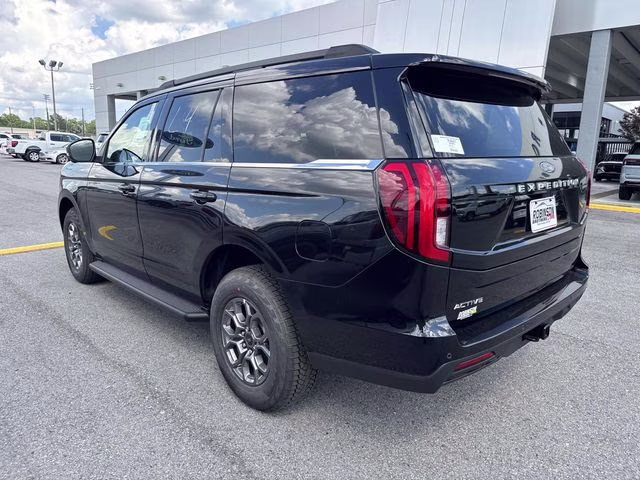 2026 Black Metallic Ford Expedition Active RWD SUV