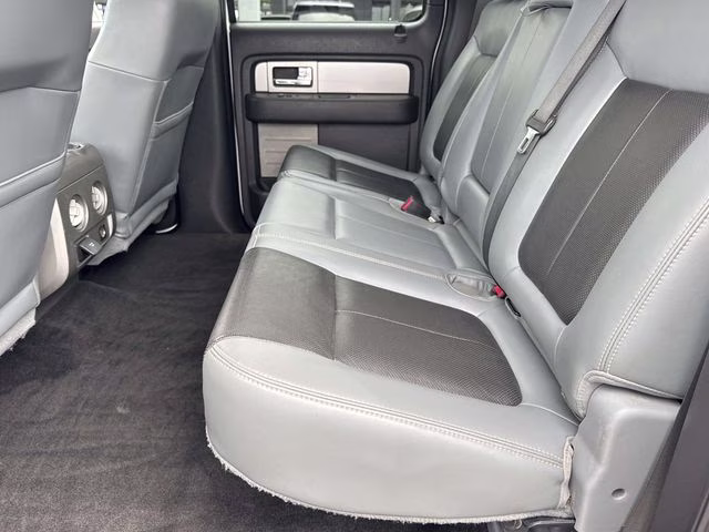 2011 White Platinum Clearcoat Metallic Ford F-150 Lariat Limited 4X4 Truck