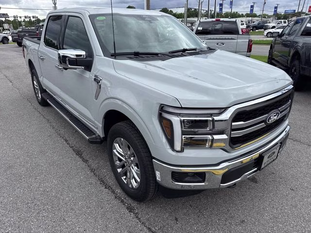 2026 Avalanche Ford F-150 Lariat 4X4 Truck