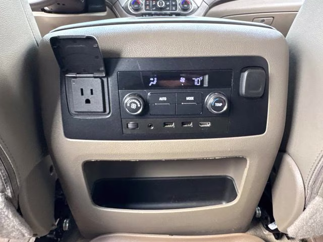 2020 Pearl Chevrolet Suburban LT RWD SUV