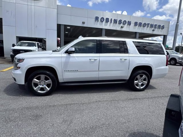2020 Pearl Chevrolet Suburban LT RWD SUV