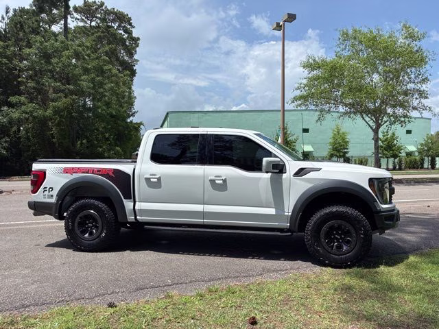 2022 Oxford White Ford F-150 Raptor 4X4 Truck