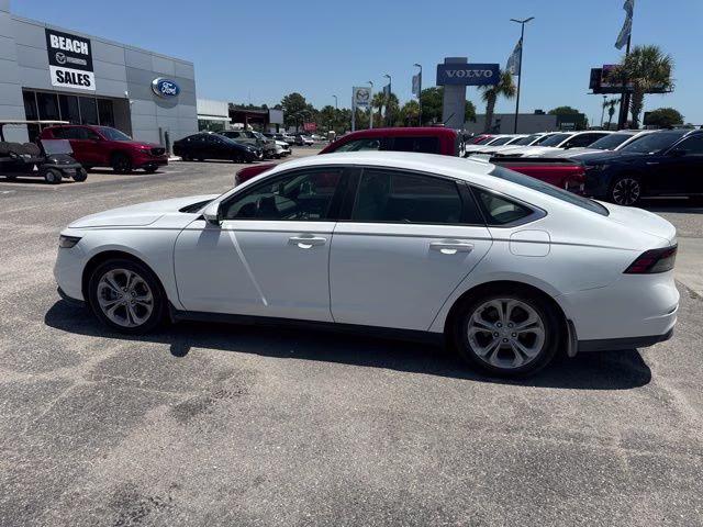 2023 Honda Accord LX FWD Sedan
