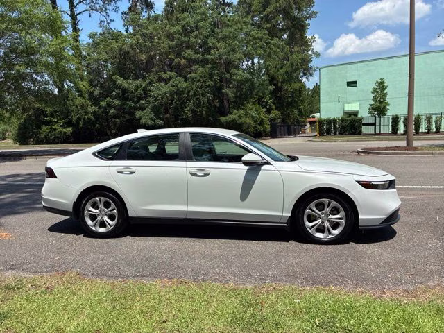 2023 Honda Accord LX FWD Sedan
