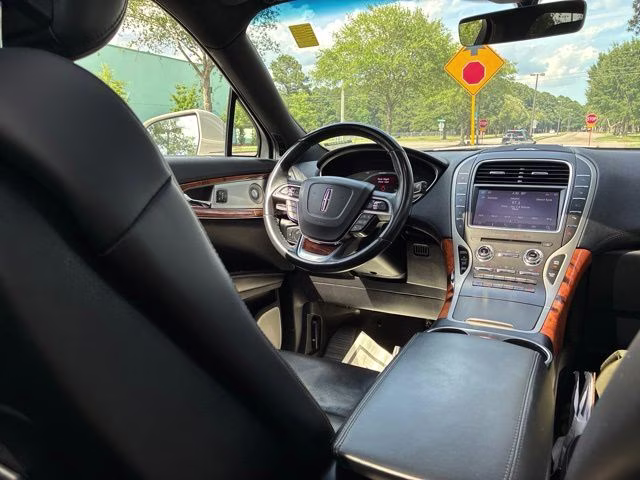2020 Ceramic White Lincoln Nautilus Reserve AWD SUV