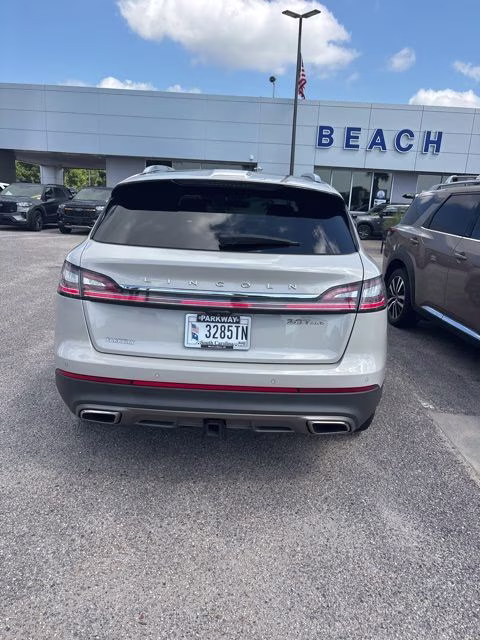 2020 Ceramic White Lincoln Nautilus Reserve AWD SUV