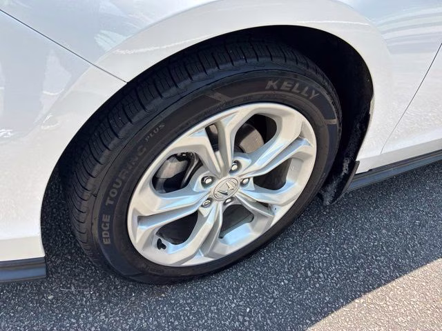 2023 Honda Accord LX FWD Sedan