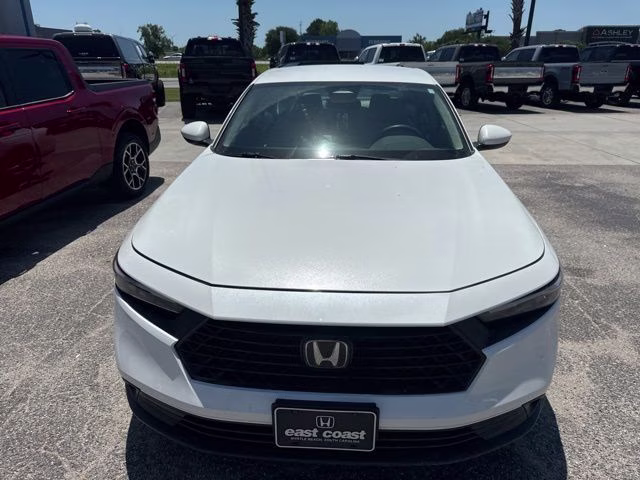 2023 Honda Accord LX FWD Sedan