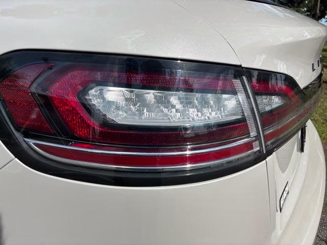 2020 Ceramic White Lincoln Nautilus Reserve AWD SUV