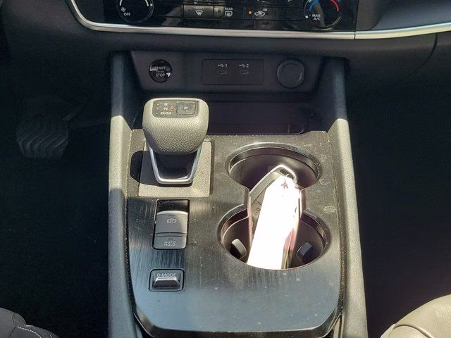 2024 Brilliant Silver Metallic Nissan Rogue S FWD SUV
