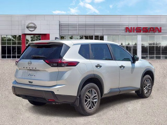 2024 Brilliant Silver Metallic Nissan Rogue S FWD SUV