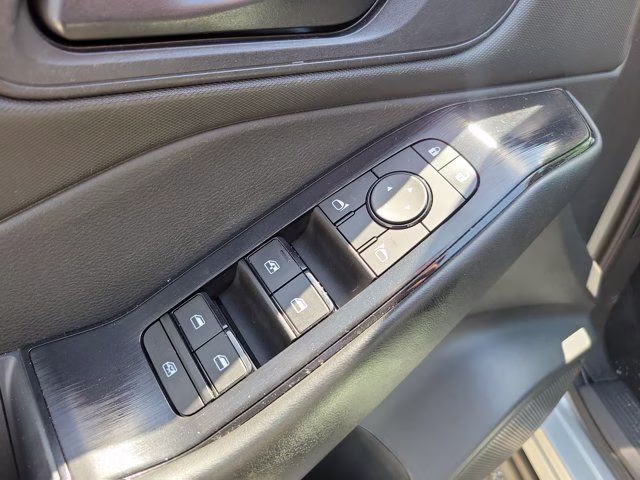 2024 Brilliant Silver Metallic Nissan Rogue S FWD SUV