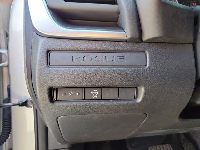 2024 Brilliant Silver Metallic Nissan Rogue S FWD SUV