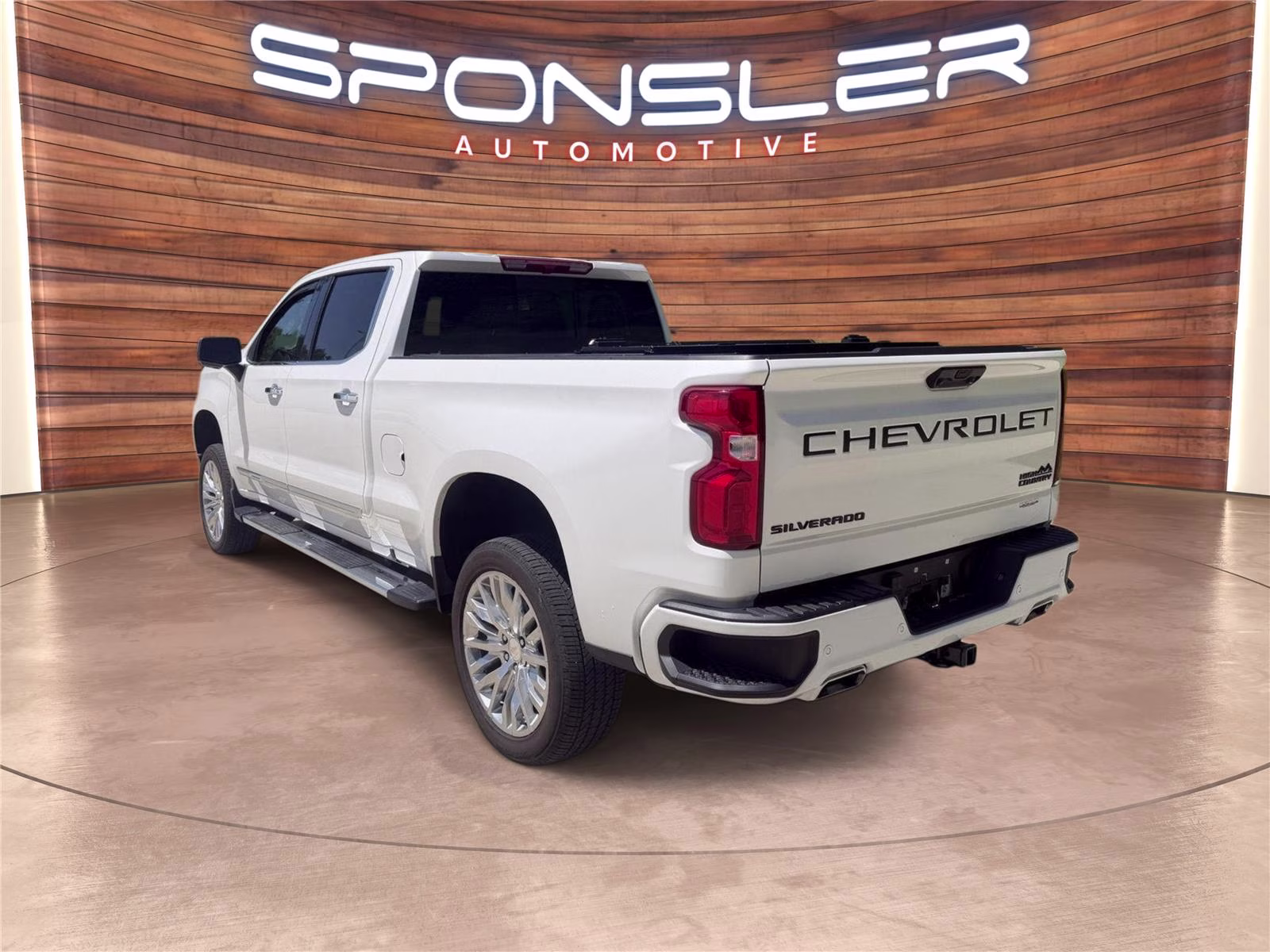 2025 Iridescent Pearl Tricoat Chevrolet Silverado 1500 High Country 4X4 Truck