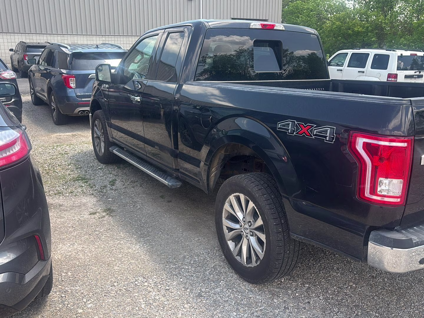 2015 Magnetic Metallic Ford F-150 XLT 4X4 Truck