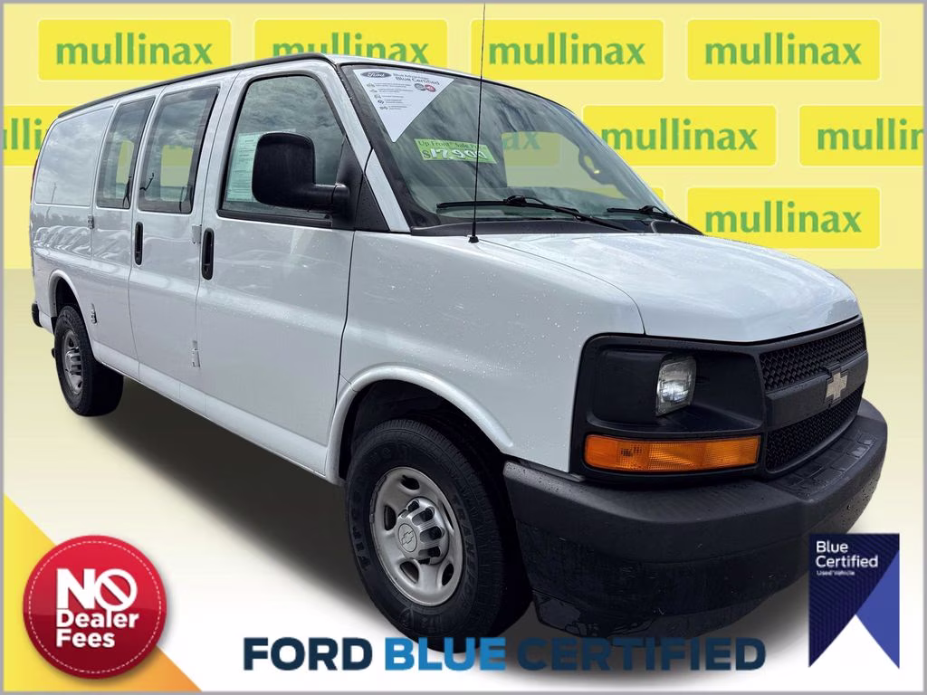 2017 Summit White Chevrolet Express 2500 Work Van RWD Van