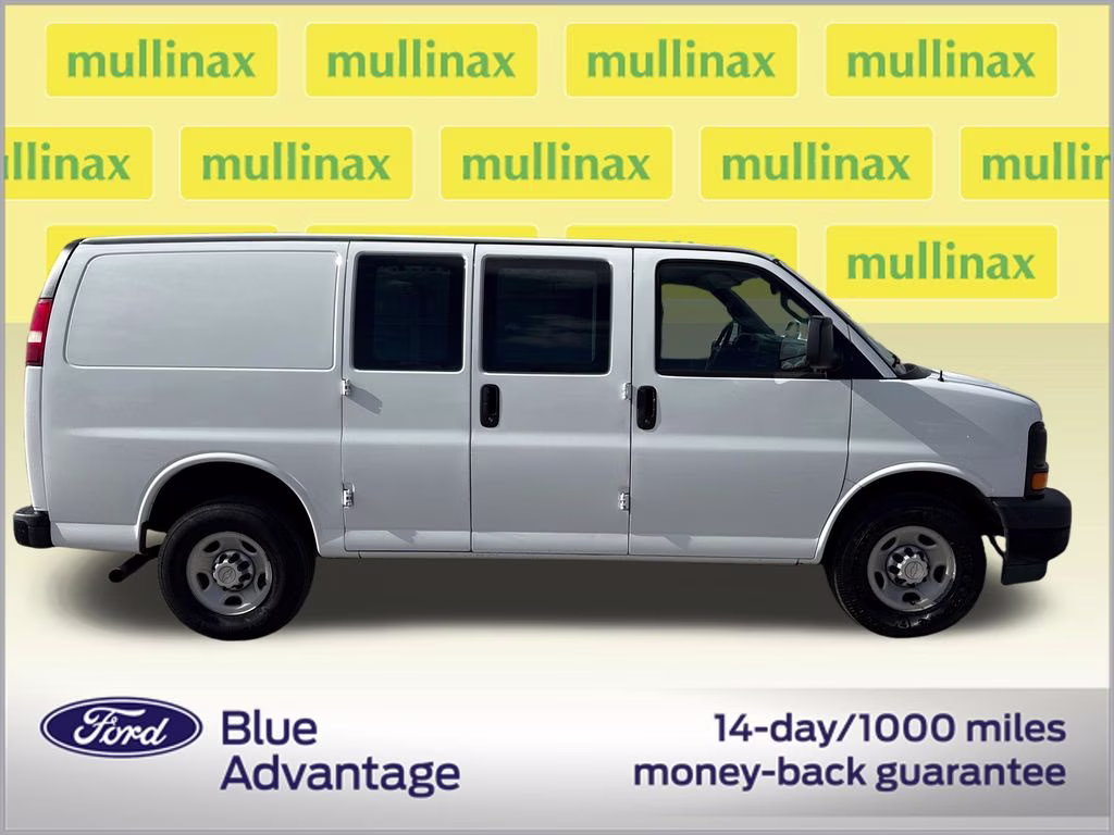 2017 Summit White Chevrolet Express 2500 Work Van RWD Van