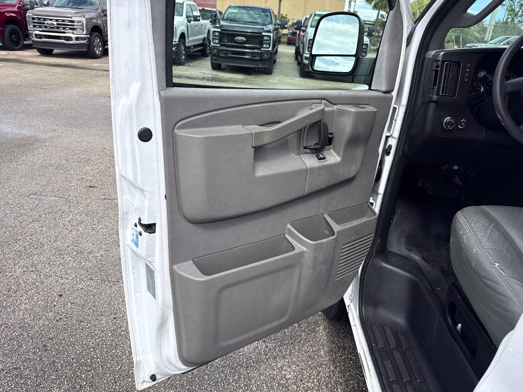 2017 Summit White Chevrolet Express 2500 Work Van RWD Van