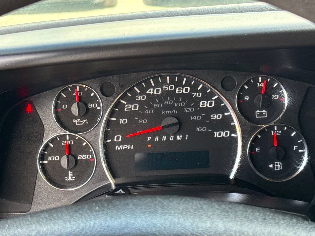2017 Summit White Chevrolet Express 2500 Work Van RWD Van