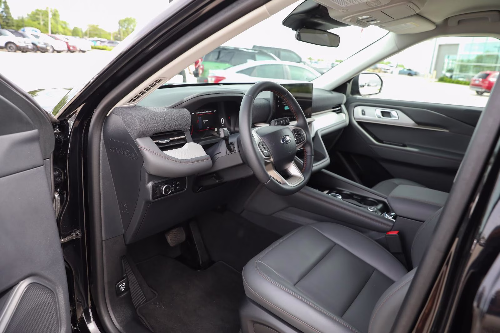 2025 Agate Black Ford Explorer Active 4X4 SUV