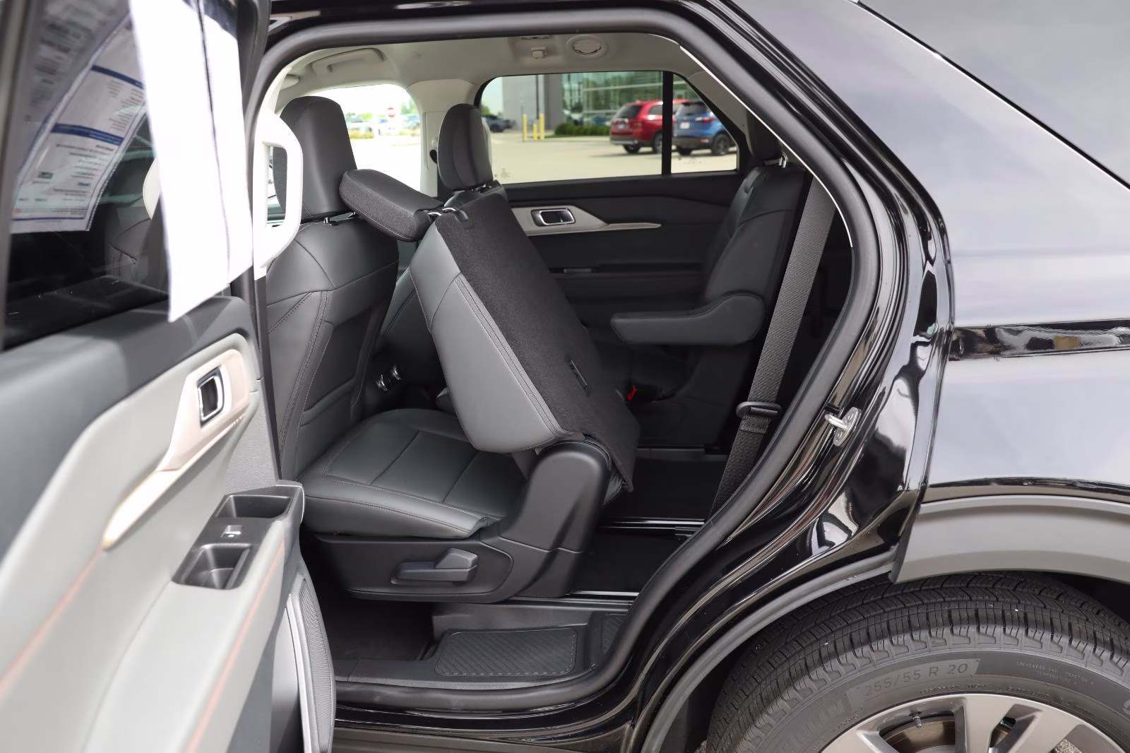 2025 Agate Black Ford Explorer Active 4X4 SUV