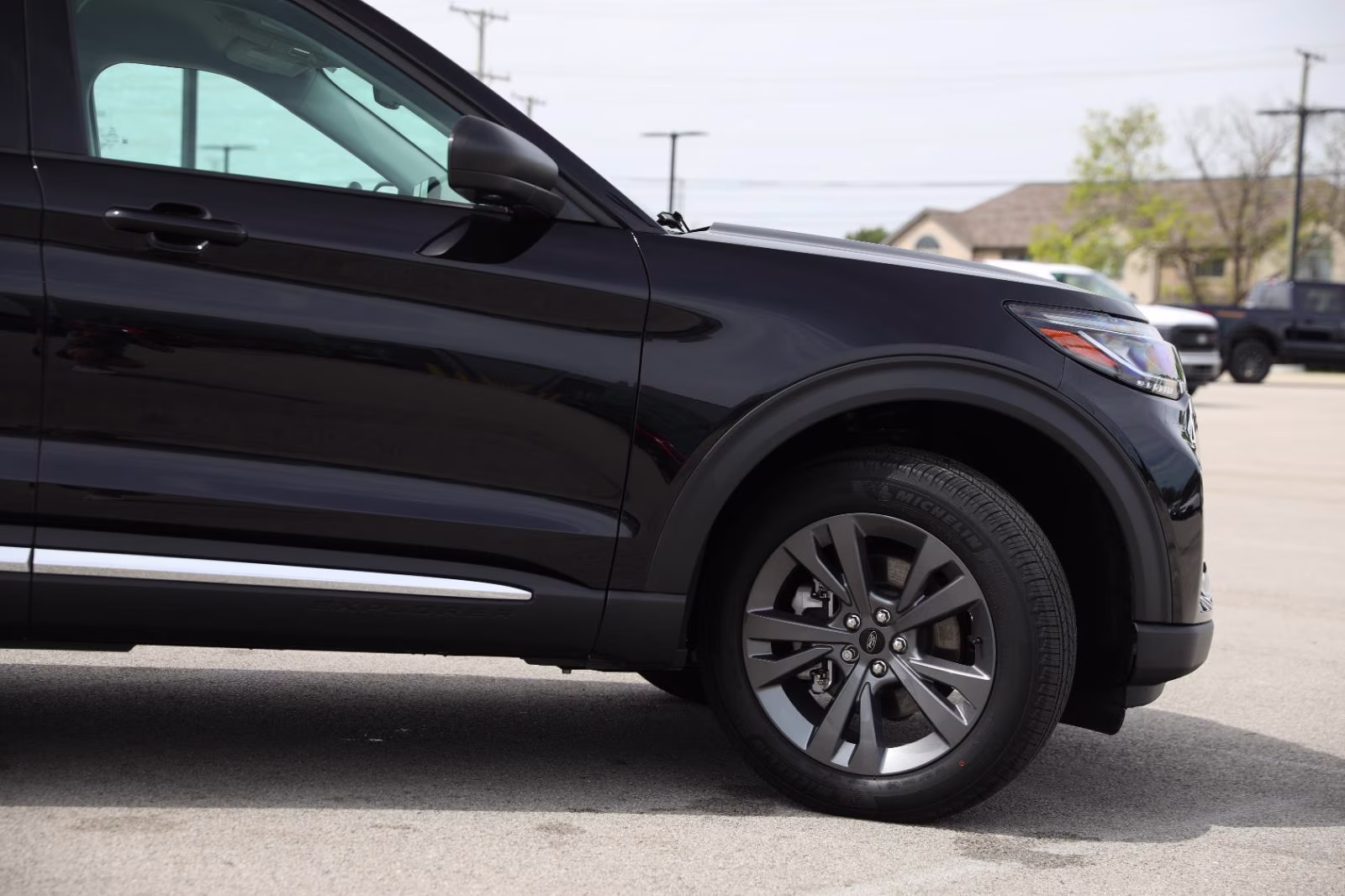 2025 Agate Black Ford Explorer Active 4X4 SUV