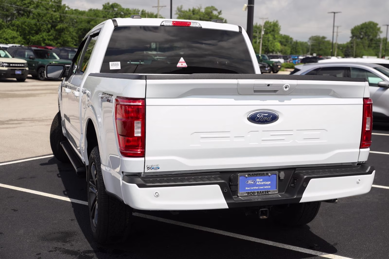 2023 Oxford White Ford F-150 XLT 4X4 Truck