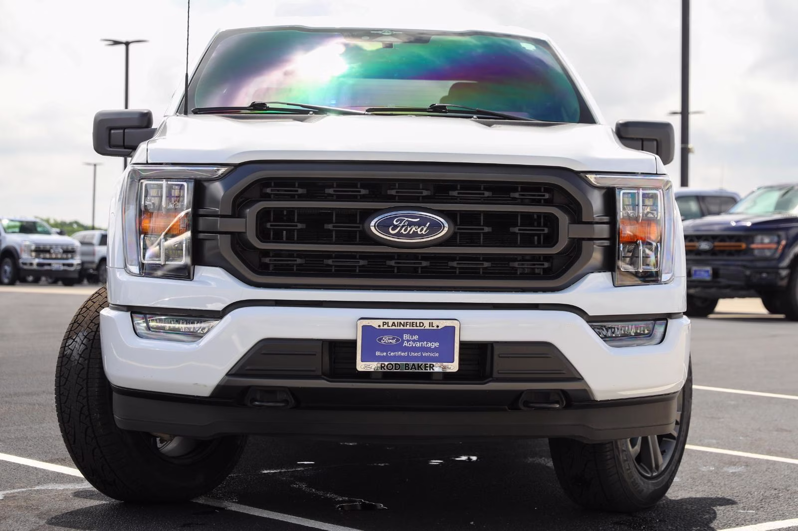2023 Oxford White Ford F-150 XLT 4X4 Truck