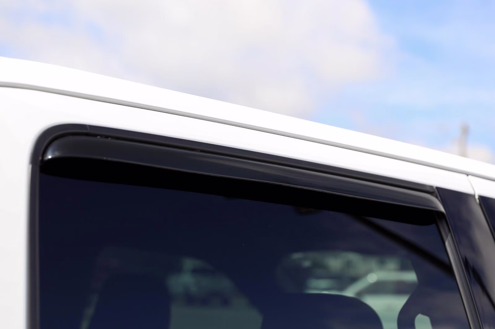 2023 Oxford White Ford F-150 XLT 4X4 Truck