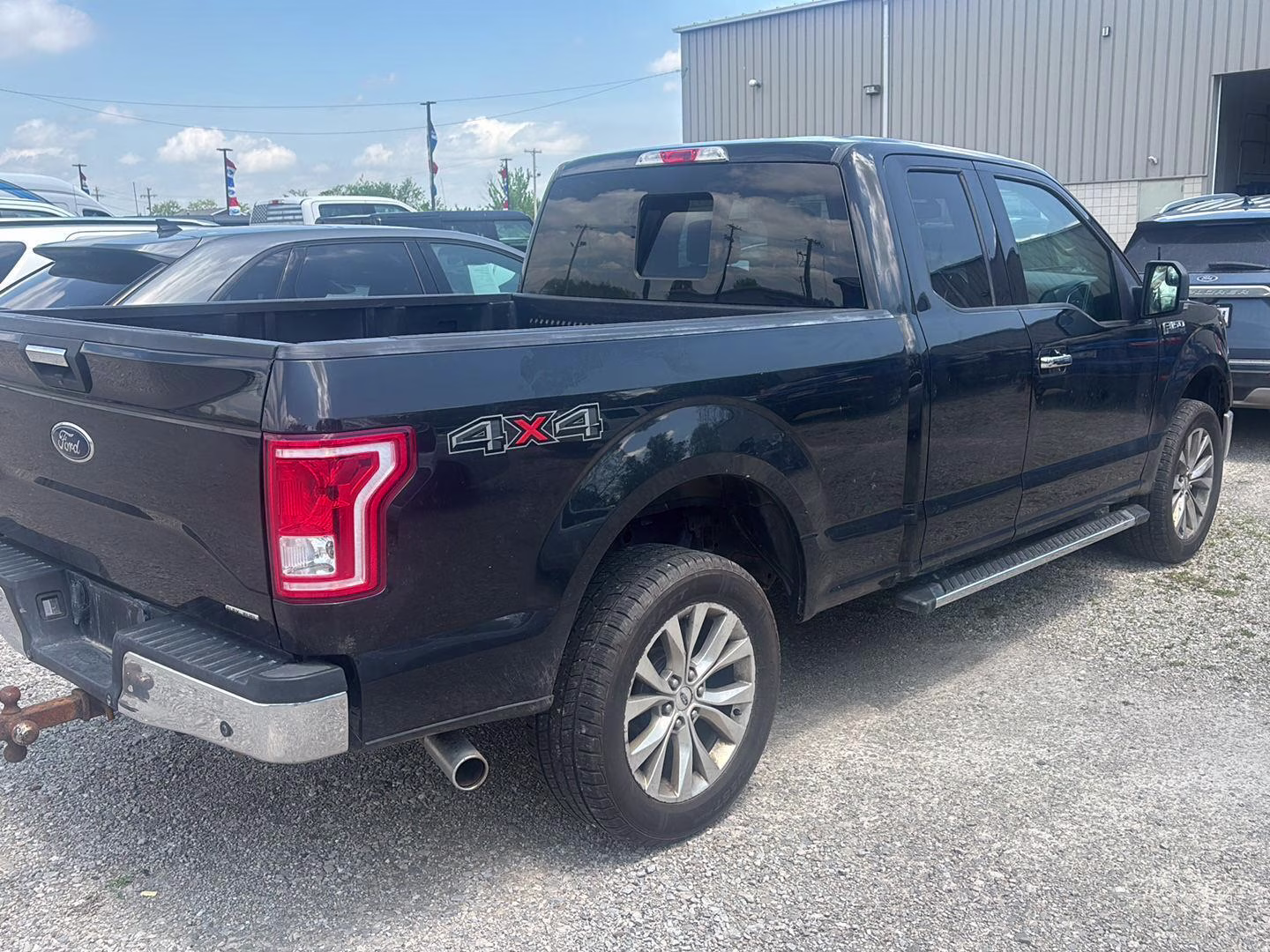 2015 Magnetic Metallic Ford F-150 XLT 4X4 Truck