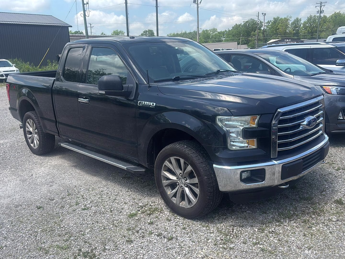 2015 Magnetic Metallic Ford F-150 XLT 4X4 Truck