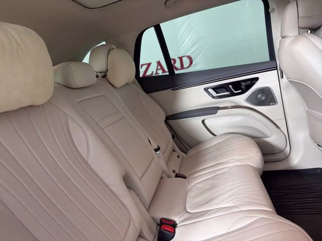 2023 Cirrus Silver Metallic Mercedes-Benz EQS 580 4MATIC AWD SUV