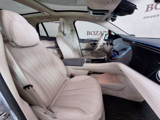 2023 Cirrus Silver Metallic Mercedes-Benz EQS 580 4MATIC AWD SUV