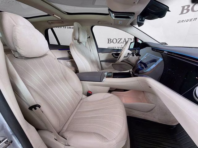 2023 Cirrus Silver Metallic Mercedes-Benz EQS 580 4MATIC AWD SUV