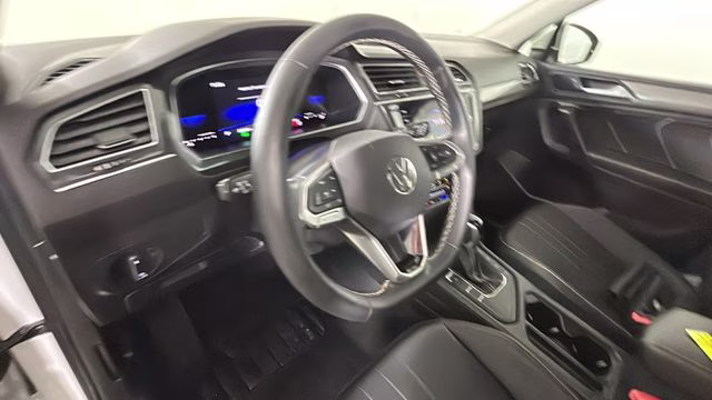 2023 Opal White Pearl Volkswagen Tiguan 2.0T SE FWD SUV